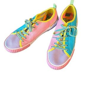 Skechers Women’s New Moon Great Places Dr. Seuss. Multi NWOT. Size 8.5.